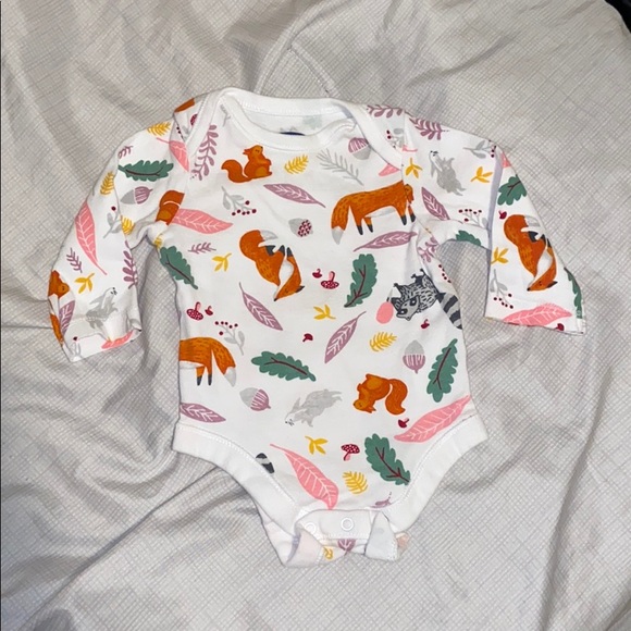 Matching long sleeve & bottoms baby outfit - Picture 2 of 5